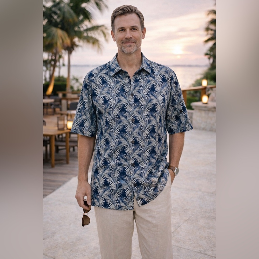 EUC Tommy Bahama Men's 100% SILK Camp Shirt Hawaiian Floral‎ XL/TG Vacation Soft